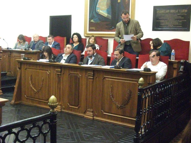 El portavoz adjunto de Ciudadanos, Juan Antonio Sempere, interviene en un pleno