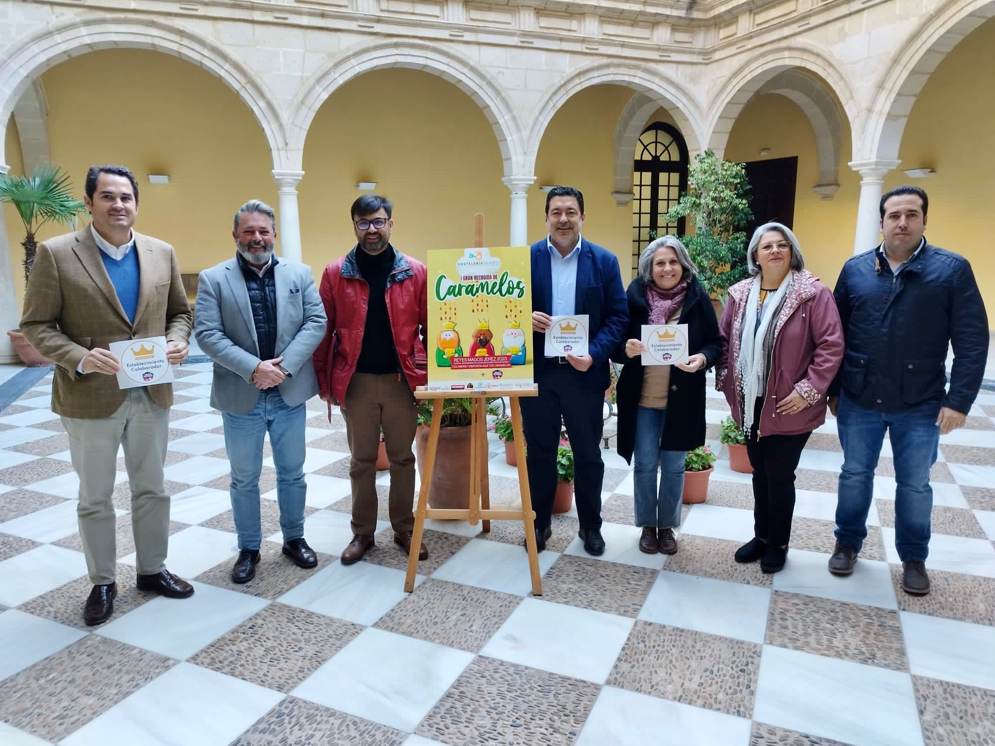 Responsables de la iniciativa en la presentación del cartel de la campaña / Hosteleros de Jerez