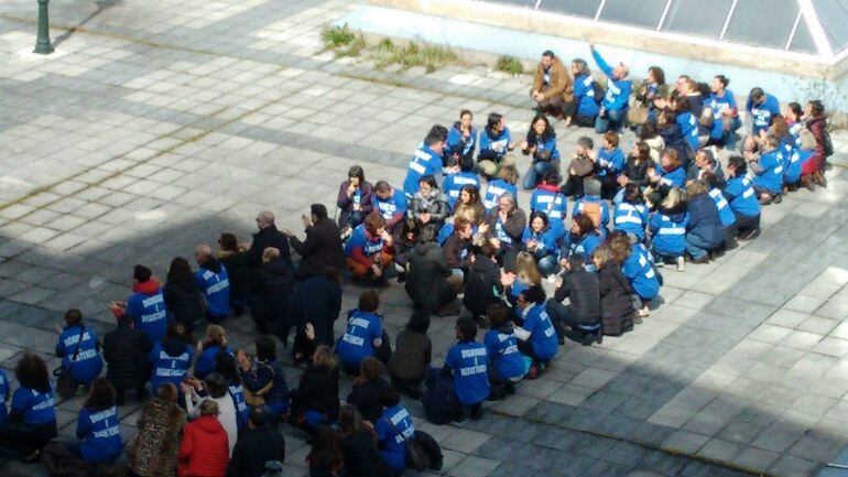 Funcionarios y miembros de los sindicatos de justicia durante uno de los actos de protesta realizados en Vigo.