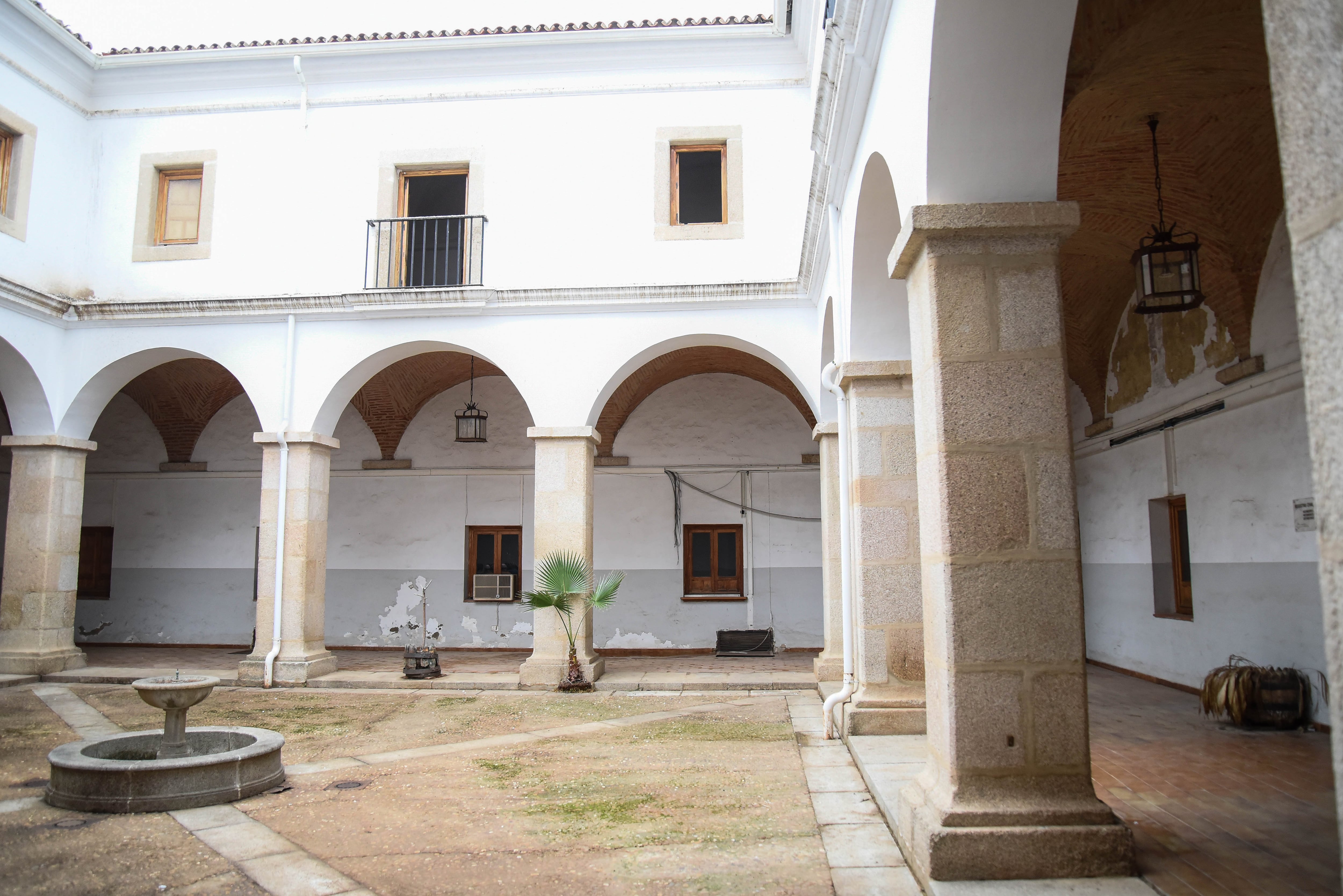 VISITA AL ANTIGUO PALACIO DE JUSTICIA