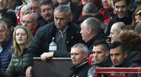 Mourinho amagó con saltar al campo cuando expulsaron a Ander Herrera