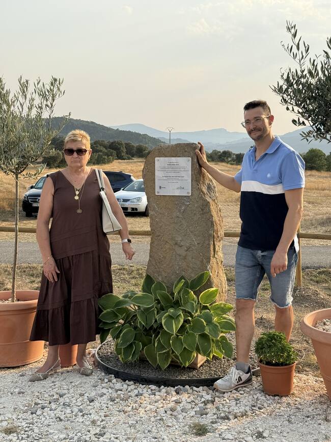 Viuda e hijo de Daniel Ribera