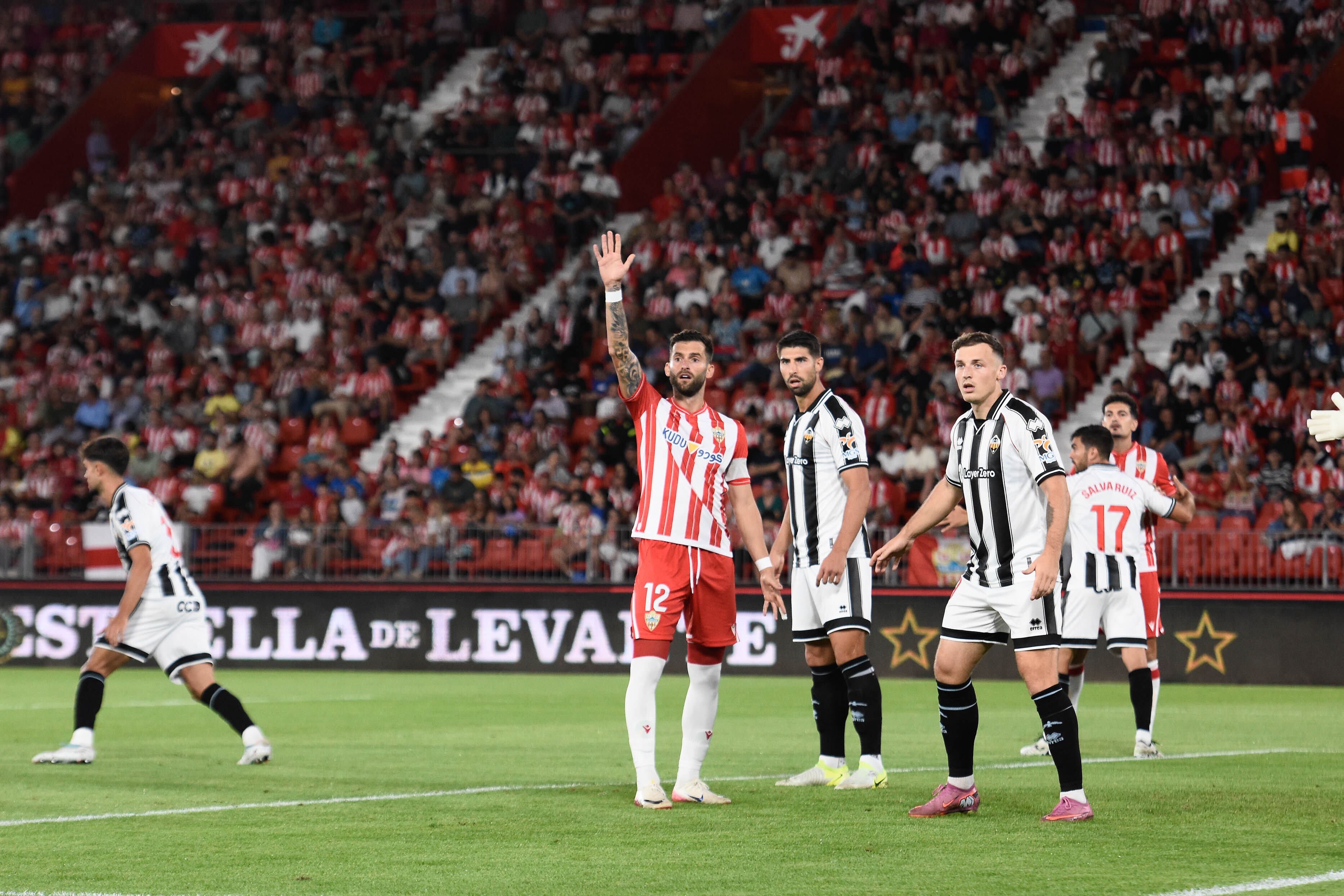 Leo Baptistao regresará a la alineación tras descansar en la Copa del Rey.
