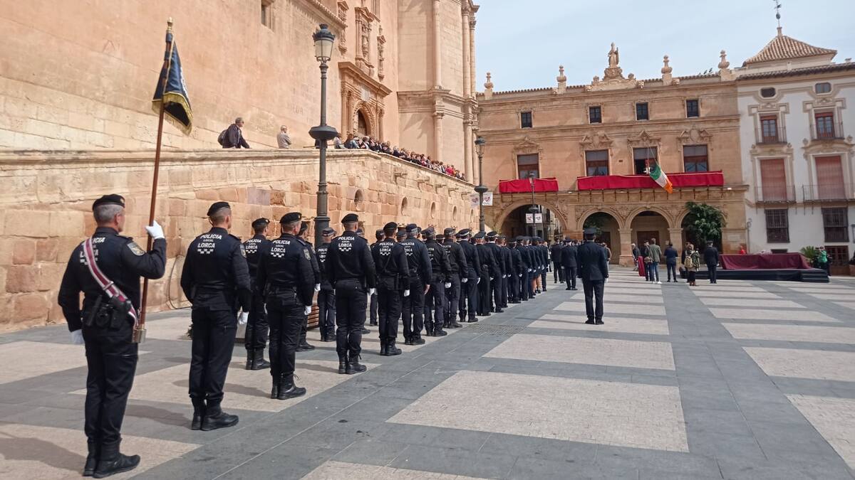 El Ayuntamiento de Lorca distingue la labor de la Policía Local el día de su patrón