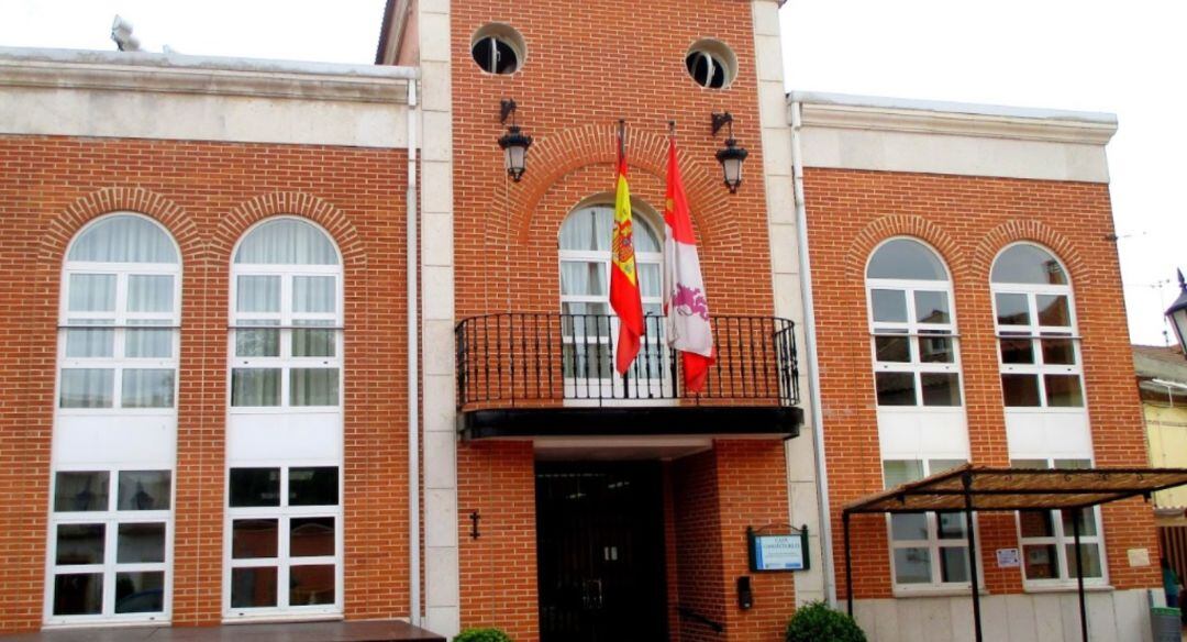 Edificio del Ayuntamiento de Aldeamayor de San Martín