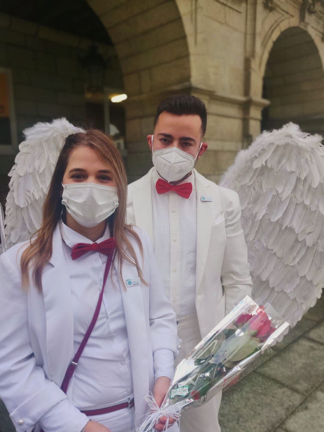 Los cupidos lucenses que inundaron de sorpresa y felicidad las calles de la ciudad amurallada