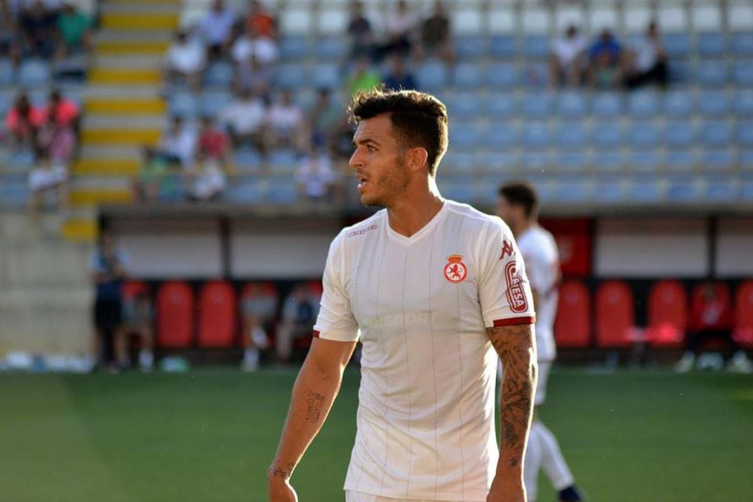 Vicente Romero está a punto de reaparecer con la camiseta blanca