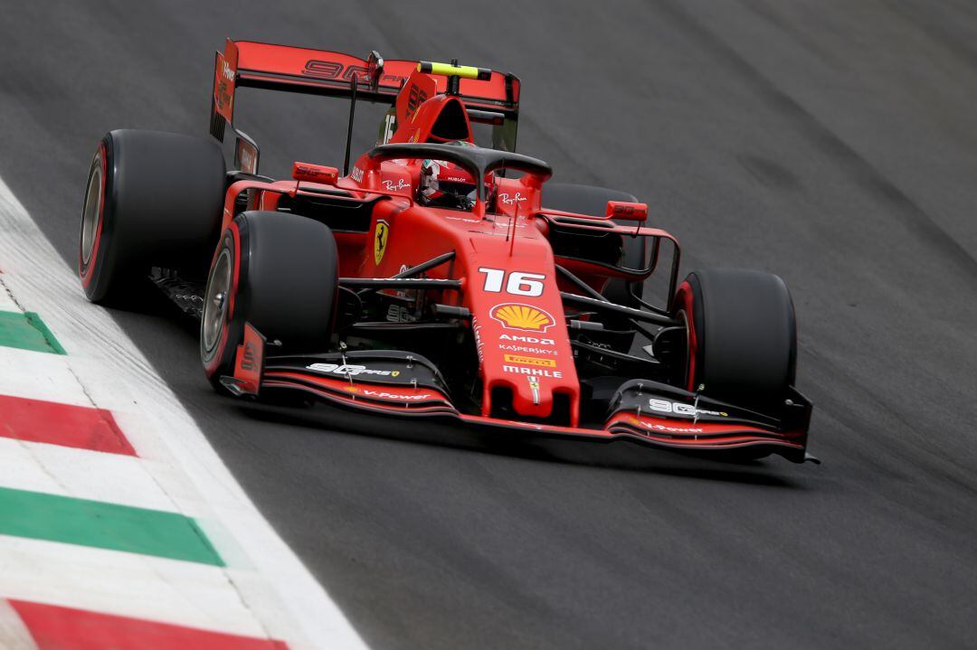 Charles Leclerc durante la clasificación del GP de Italia.