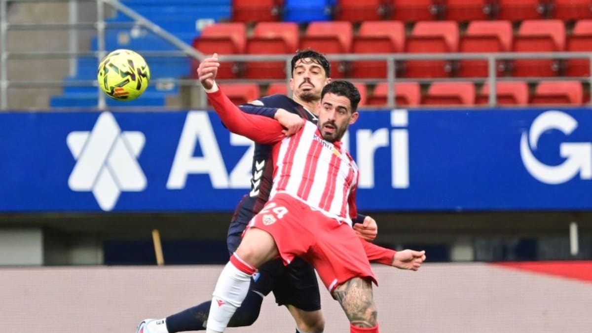 El Almería cierra a Pulido y Quim; Miguel intentará convencer a Cissé