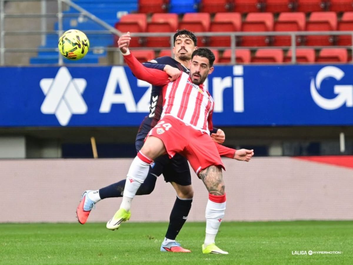 El Almería cierra a Pulido y Quim; Miguel intentará convencer a Cissé