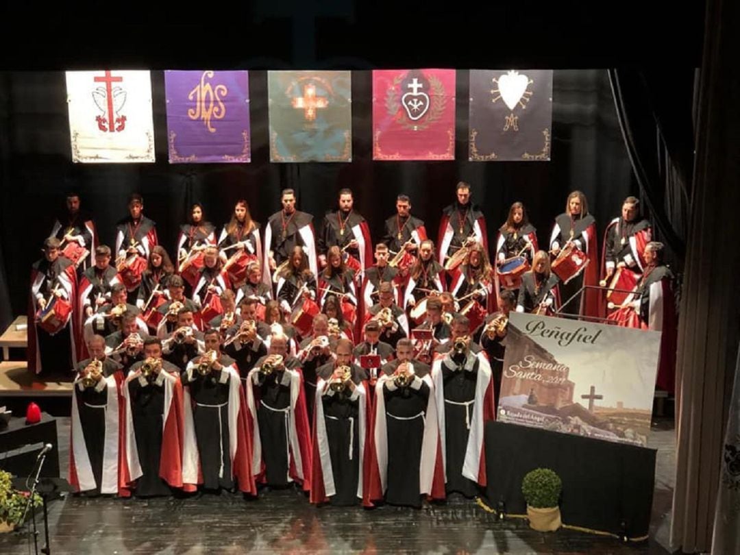 La cofradía durante la presentación del cartel de Semana Santa