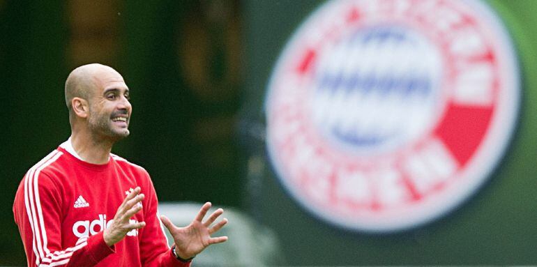 Pep Guardiola, en un entrenamiento con el Bayern.