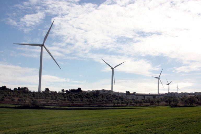 Central eólica situada en España, uno de los países del mundo con más plantas dedicadas a la producción de este tipo de energía renovable.