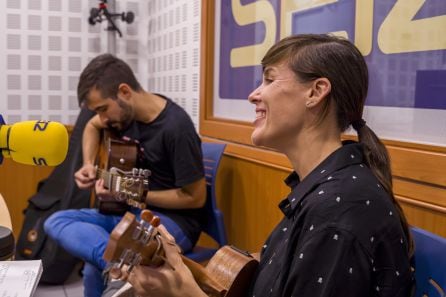 Adela Martínez actuando en Hoy por Hoy Córdoba