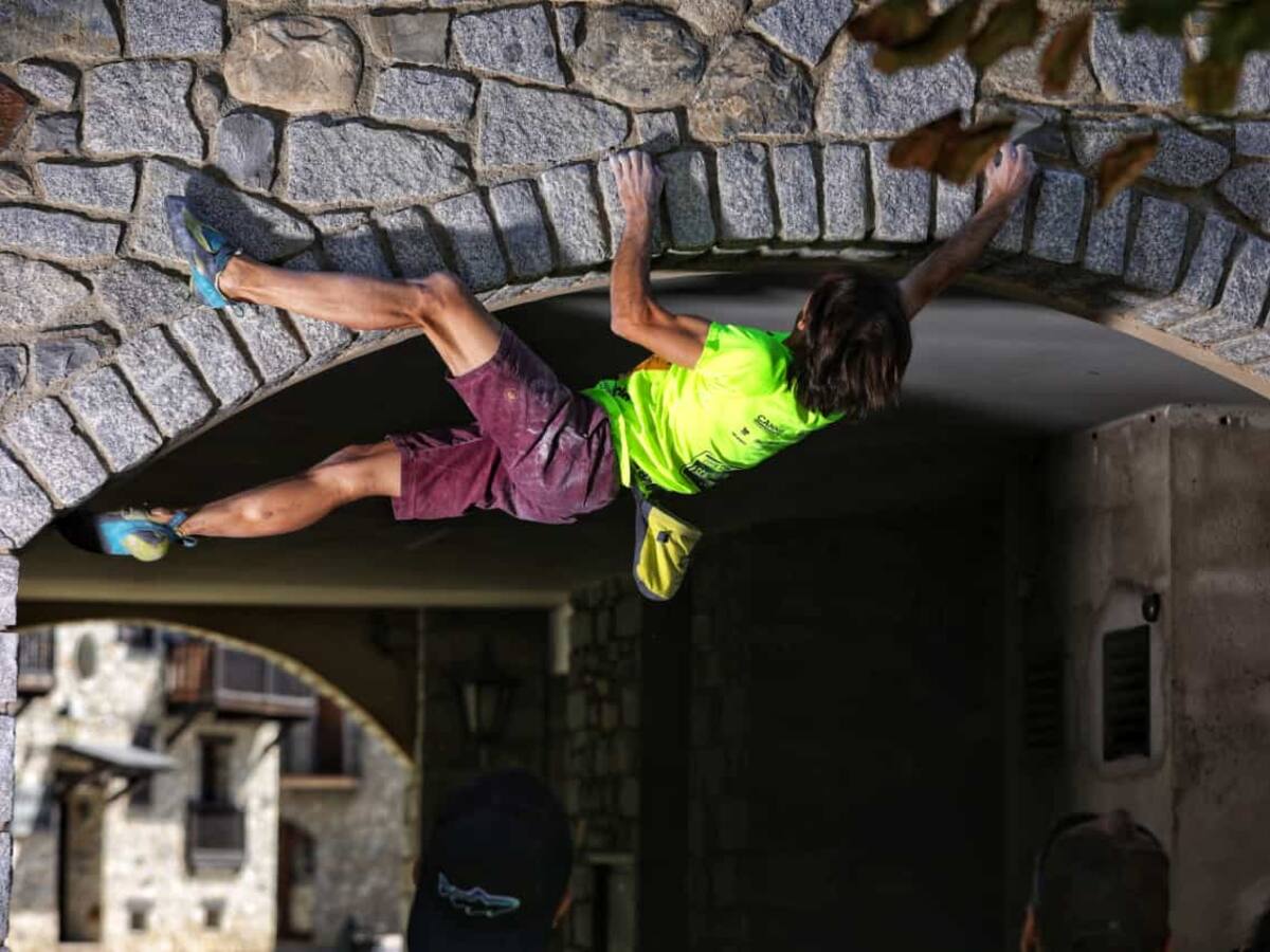 Benasque vivió una gran jornada de escalada urbana