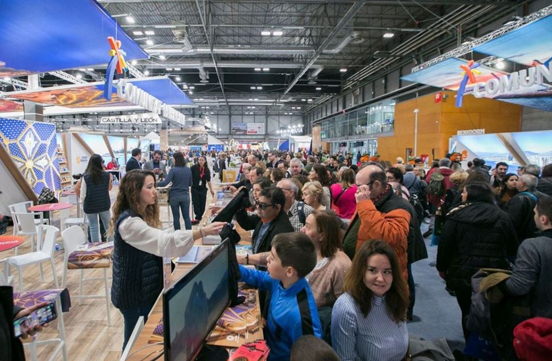 Visitantes en el estand de Gandia en una pasada edición de Fitur