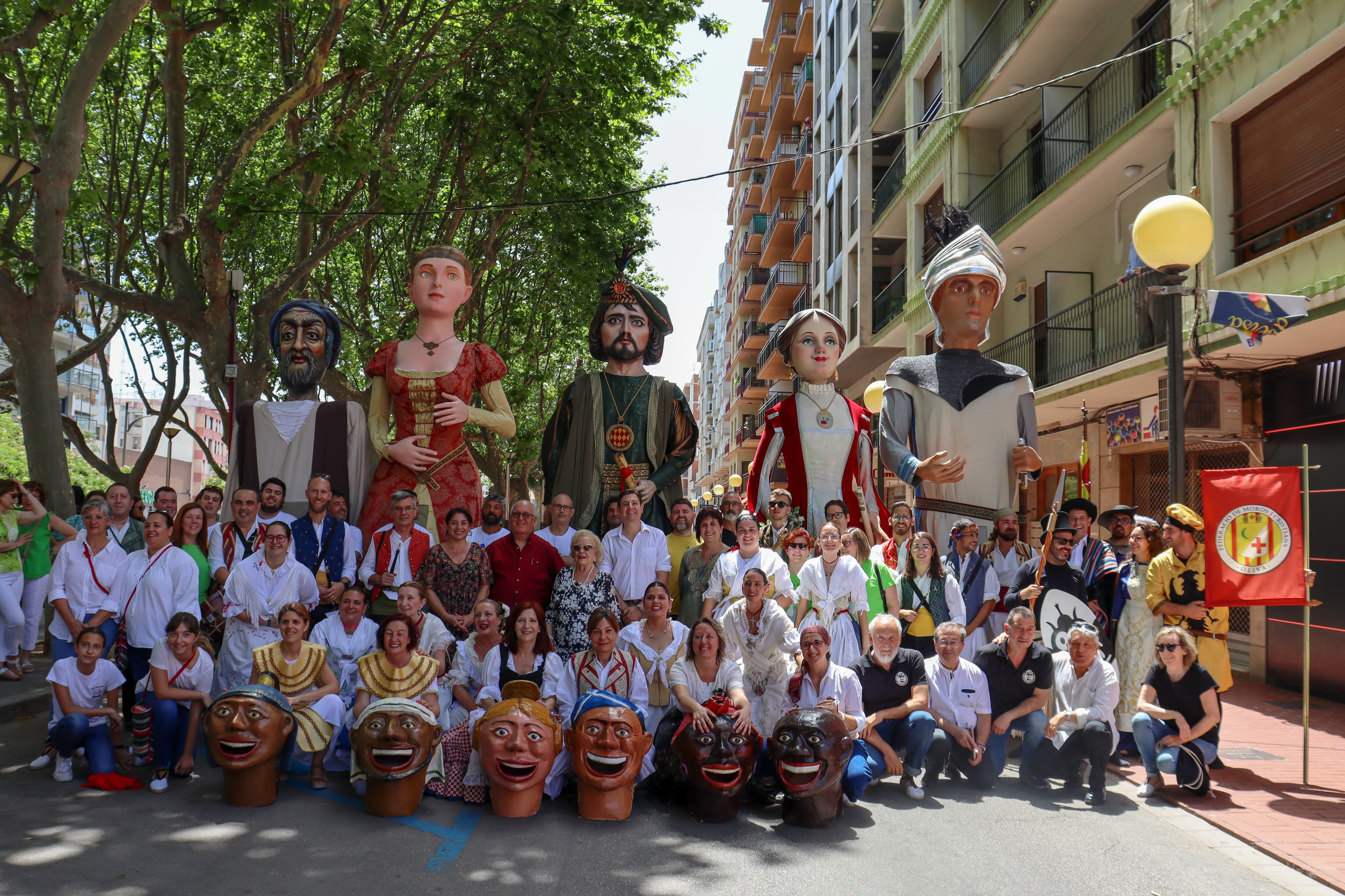 Bautizo del nuevo gigante Serafí de Centelles