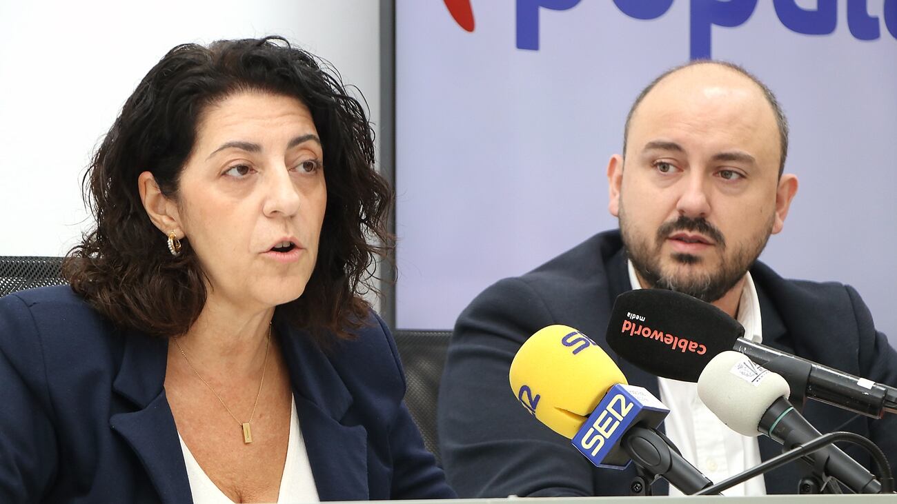 María Jesús García y José Vicente Fernández, concejales del PP de Elda