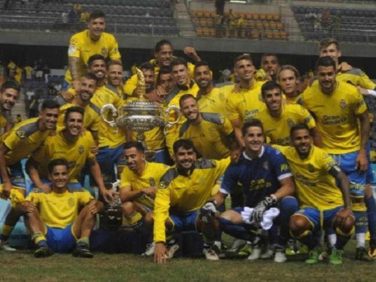 El Cádiz acelera para hacerse con Hernán Santana