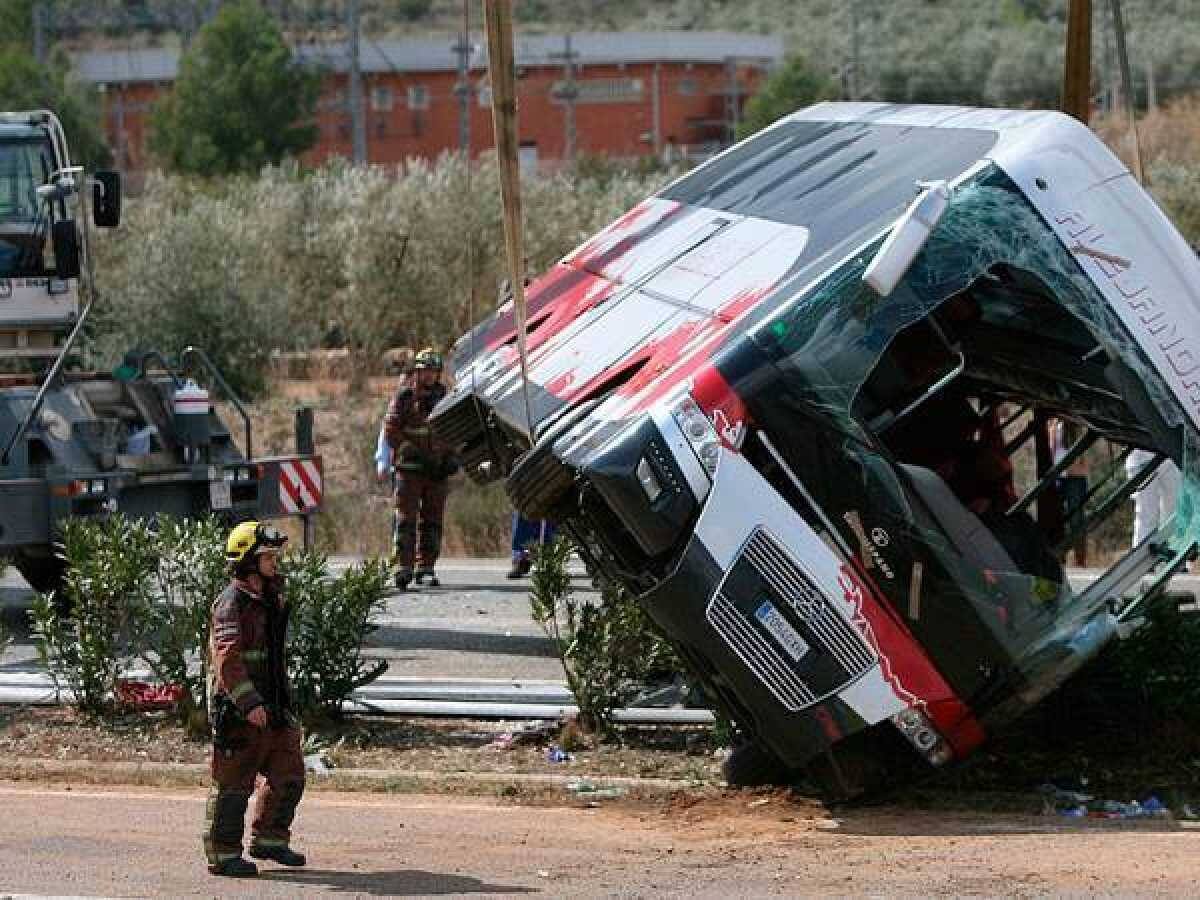 L'accident d'autobús a Freginals que va matar 13 estudiants no tindrà judici: i ara què?