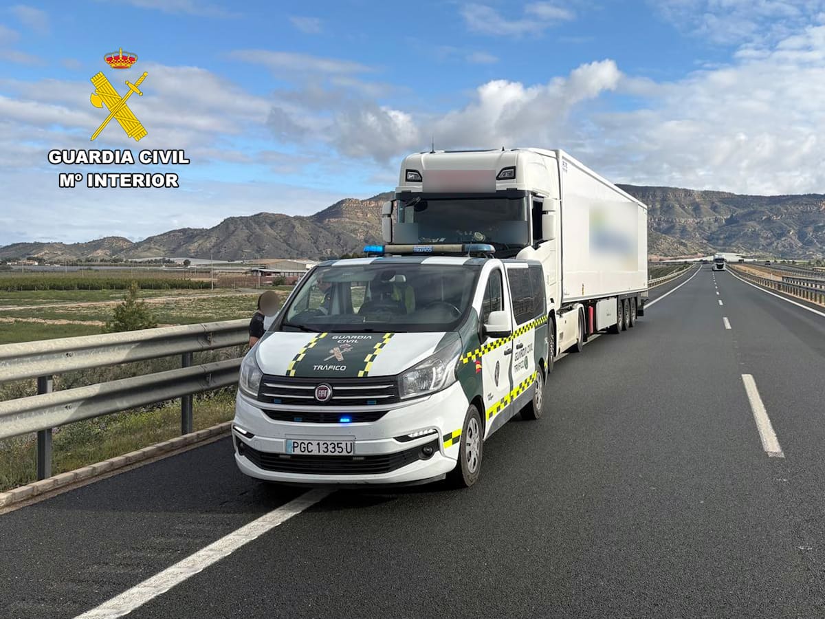 Detenida una camionera que sextuplicaba la tasa máxima de alcoholemia