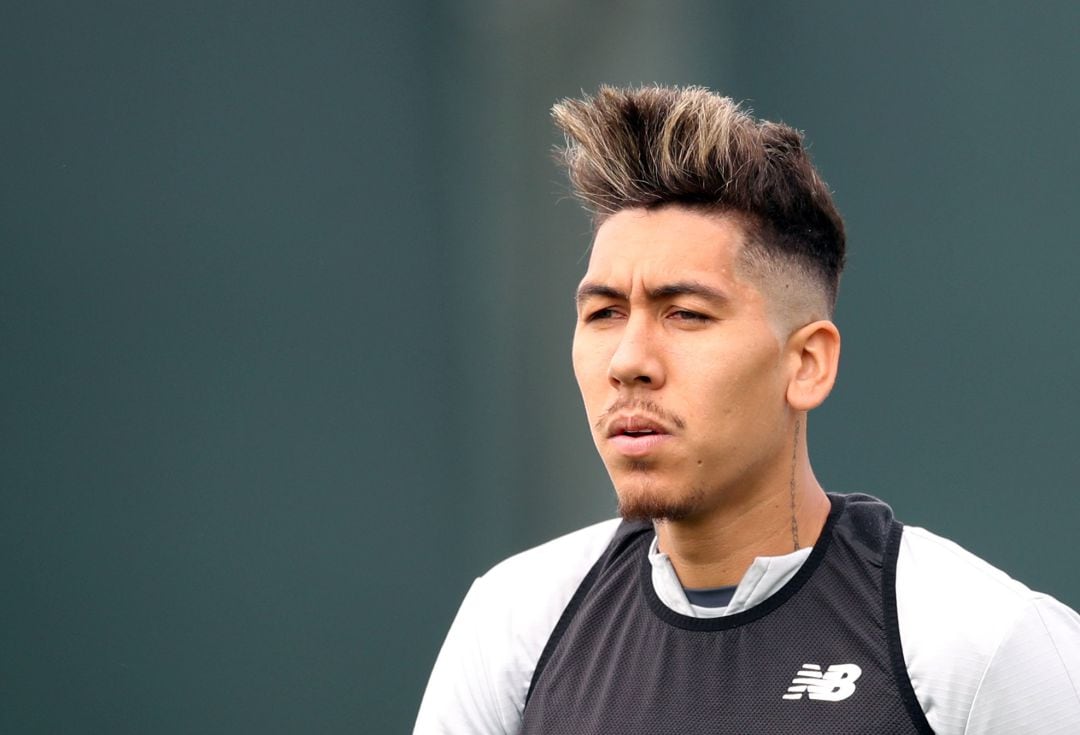 Roberto Firmino, durante un entrenamiento con el Liverpool.