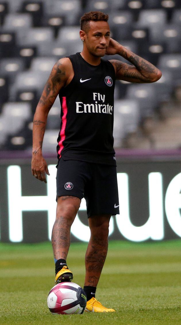 Paris Saint-Germain&#039;s Neymar attends a training session, one day before the French Super Cup or Trophee des Champions against AS Monaco, in Shenzhen, China August 3, 2018.