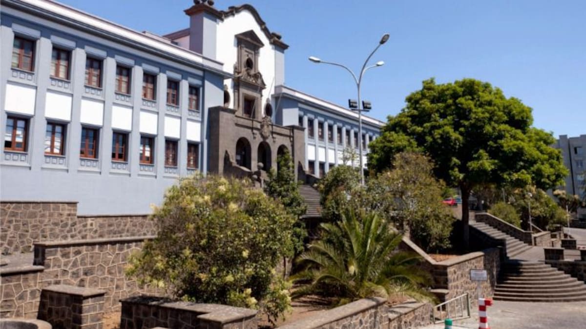 Unos 3.000 estudiantes han dejado la Universidad de La Laguna