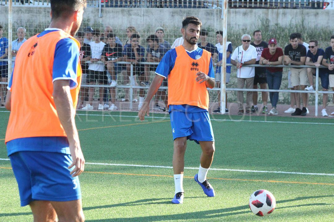 Primer entrenamiento del Xerez DFC en La Granja.