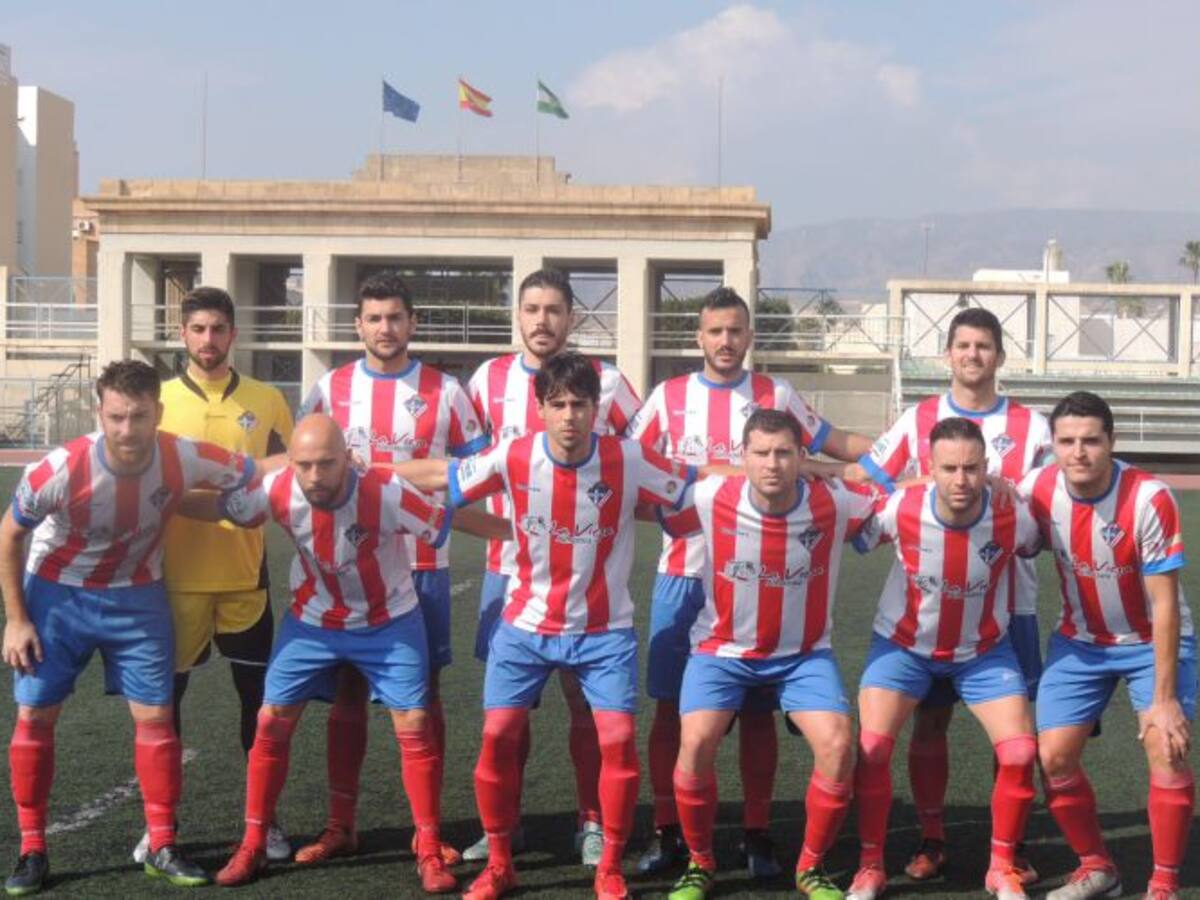 El Poli Almería sueña con el ascenso a Tercera División