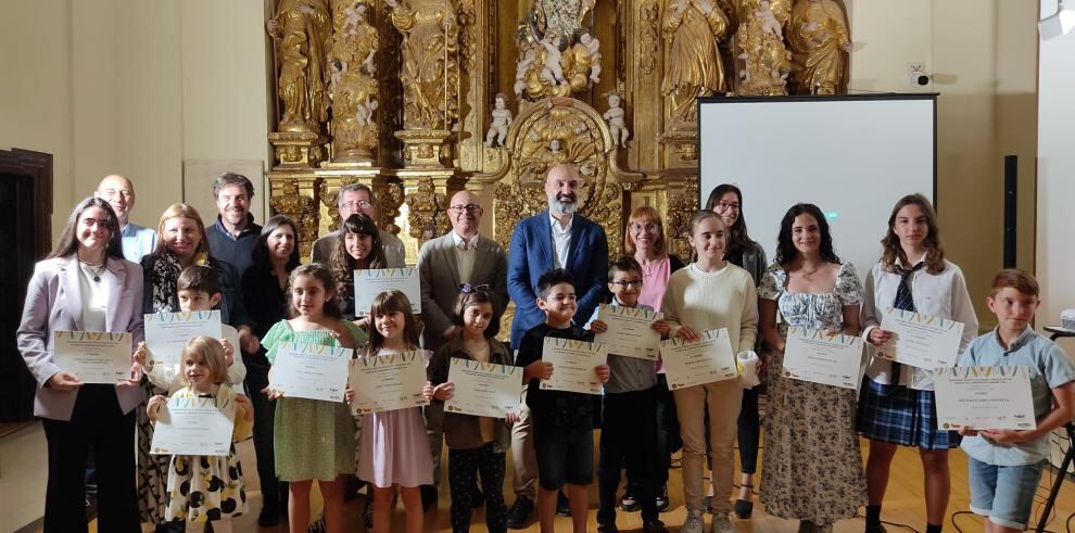El Museo de Huesca ha acogido la gala de entrega del Concurso de Dibujo y Relato Breve de los Museos del Gobierno de Aragón, con presencia del director general de Cultura, Víctor Lucea
