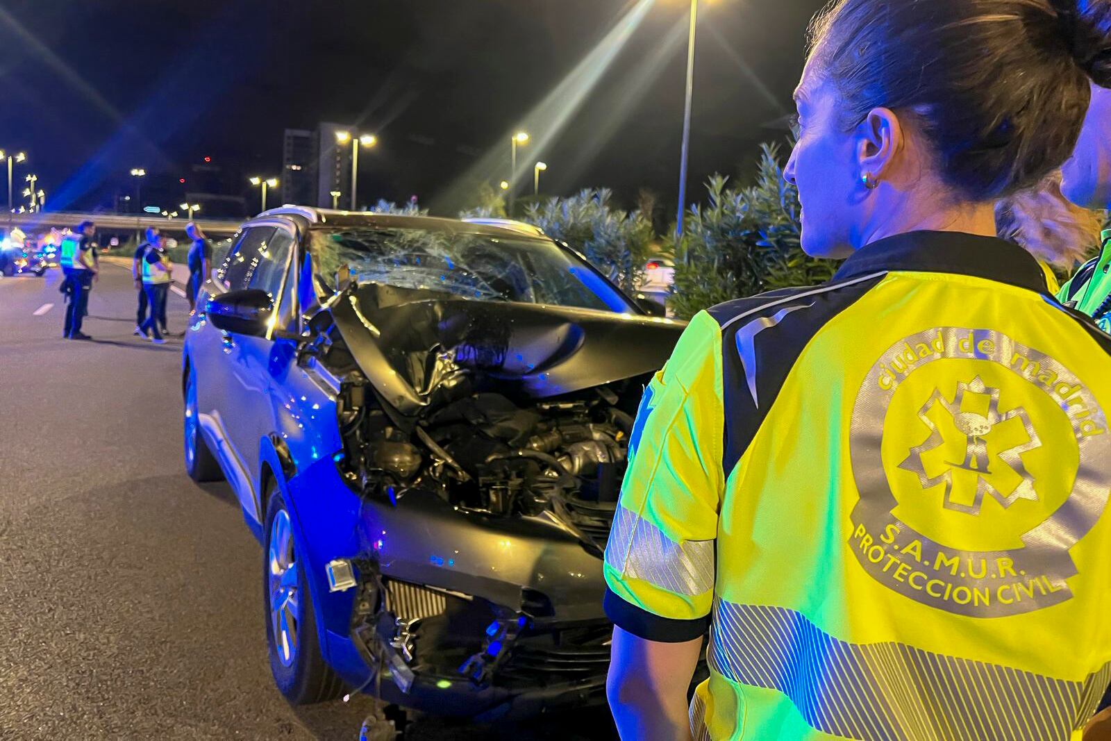 Un hombre resultó muerto al ser atropellado en el kilómetro 2 de la carretera de circunvalación M30 a su paso por el distrito madrileño de Chamartín, la noche de este jueves, según información facilitada por Emergencias Madrid. EFE/Ayuntamiento Madrid