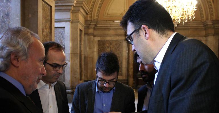CiU i ERC arriben a un acord pels pressupostos que inclou un fons de 100 MEUR destinat majoritàriament a polítiques socials