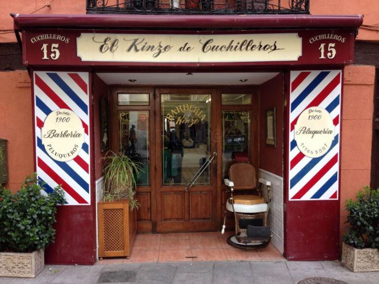 Imagen de la barbería &#039;El Kinze de Cuchilleros&#039;, la más antigua de Madrid