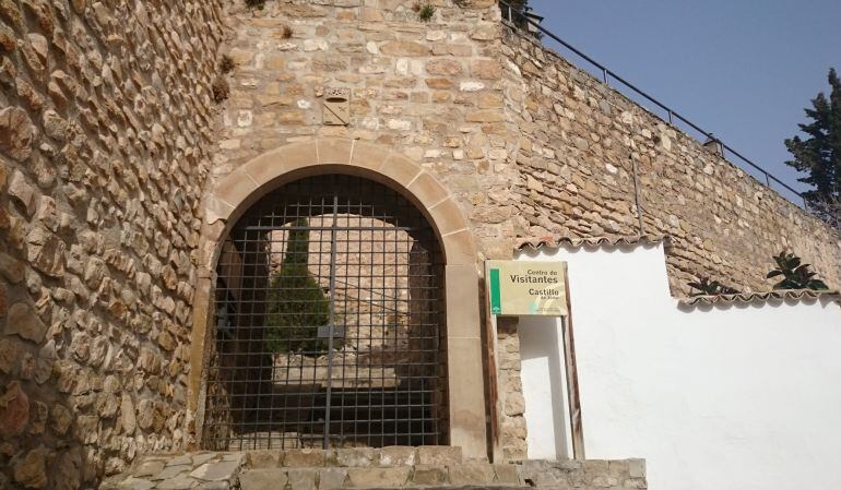 &quot;La puerta del Aire&quot;, el acceso principal al Castillo de Jódar