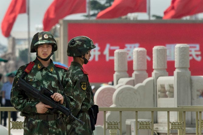 La policía china blinda Tiananmen