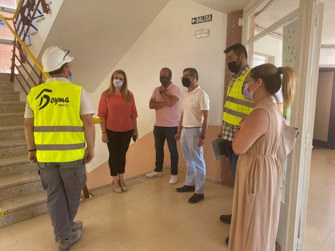 Visita de la Delegada de la Junta en Cuenca, María Ángeles Martínez