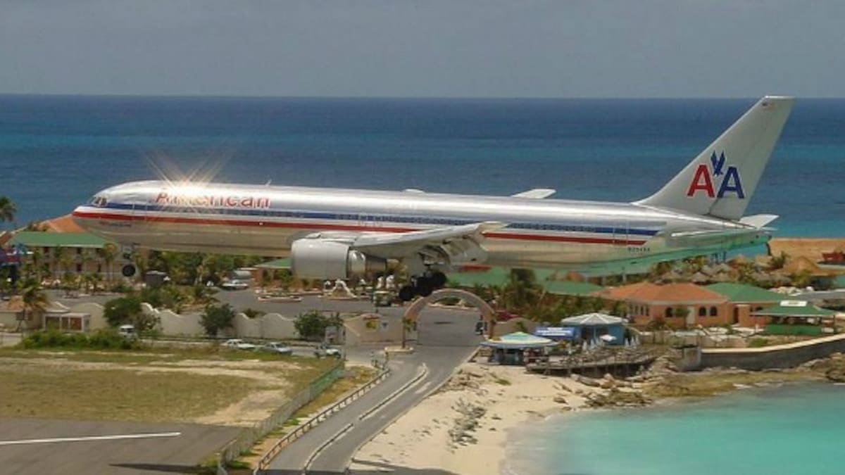 Un hombre pasa por seis aviones en seis aeropuertos en un solo día