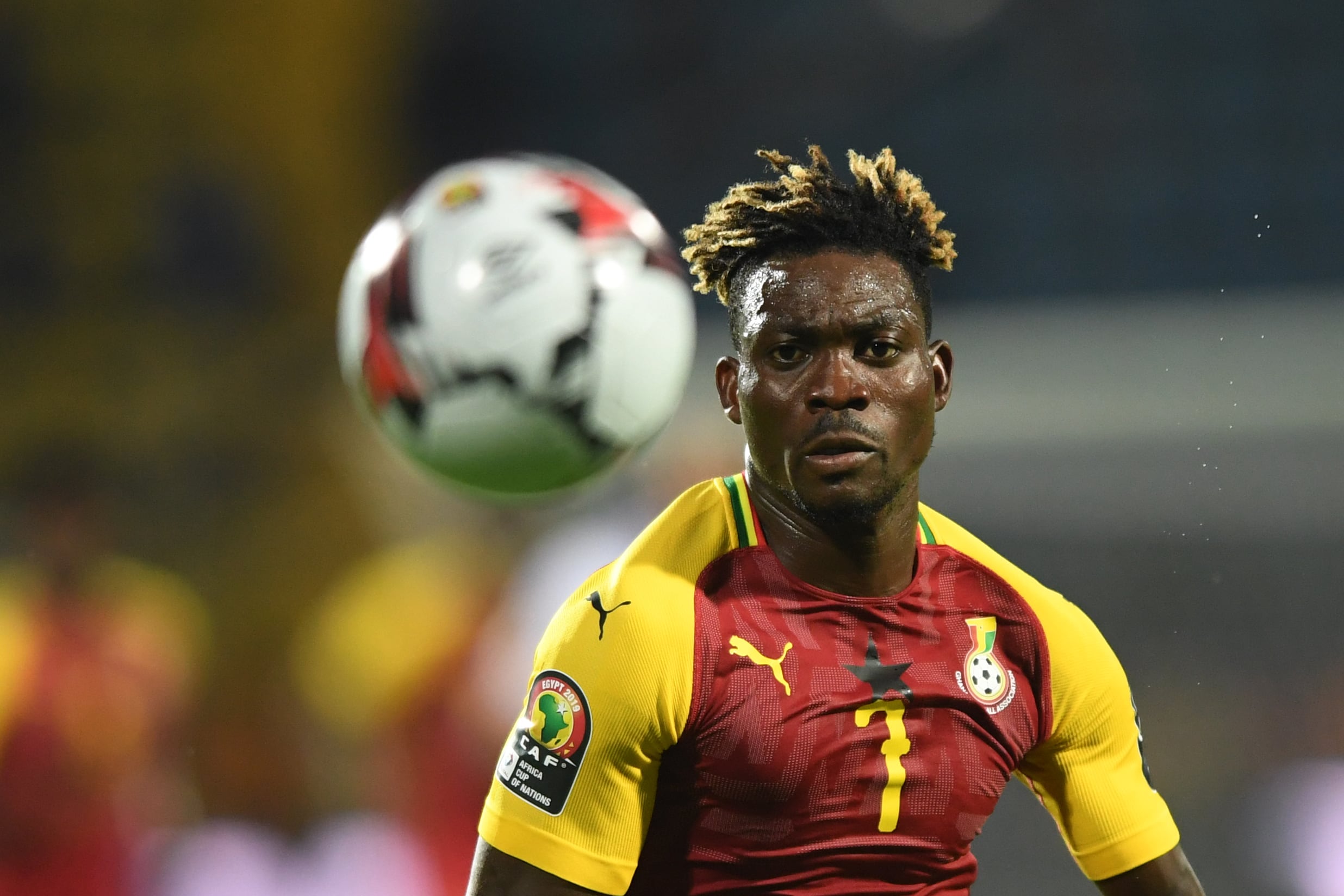 Chrsitian Atsu durante un partido de la selección de Ghana.