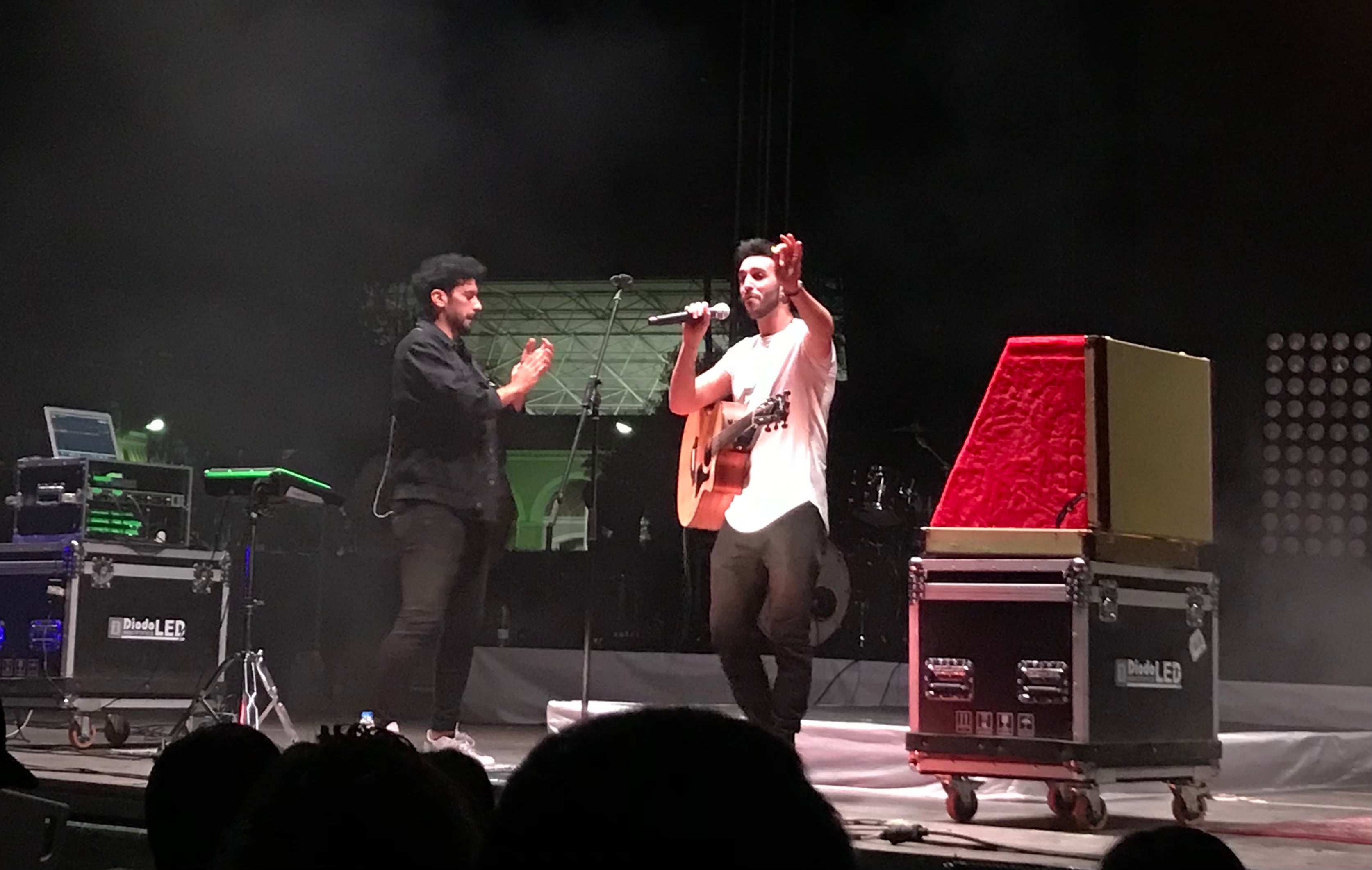 Iván Mateos e Iván Ferias, Atacados, durante su actuación en Cuenca.