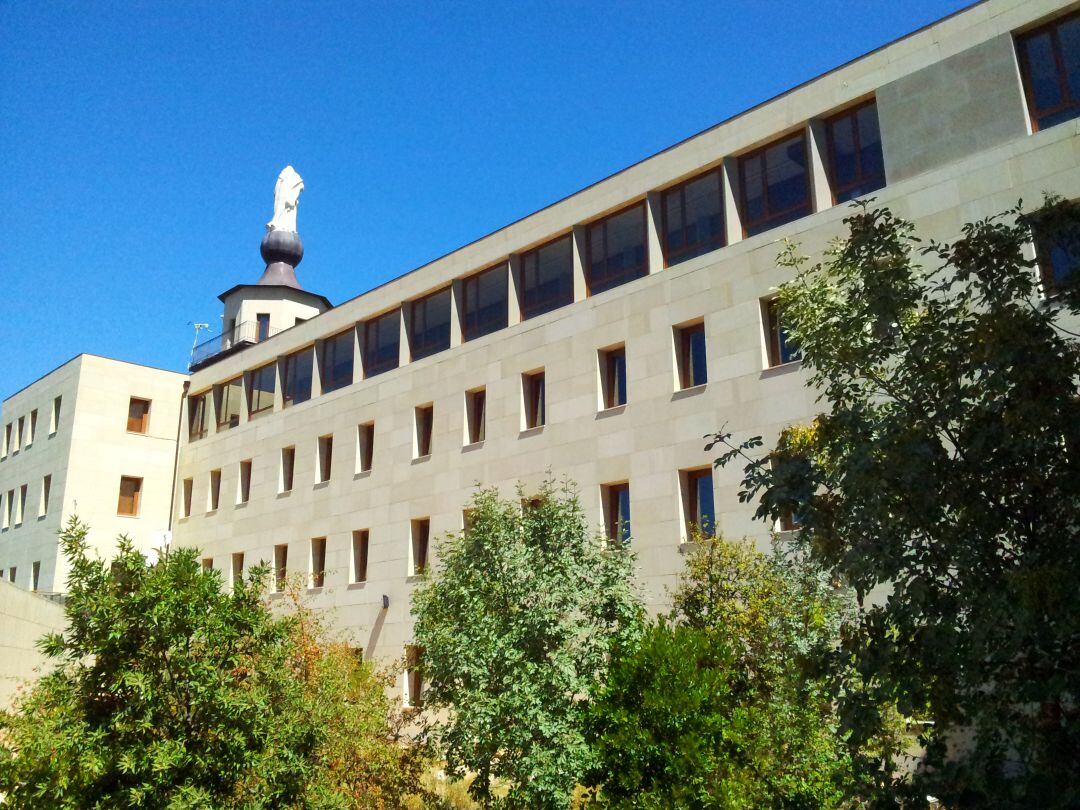 Centro de visitantes y Santuario de la Font Roja