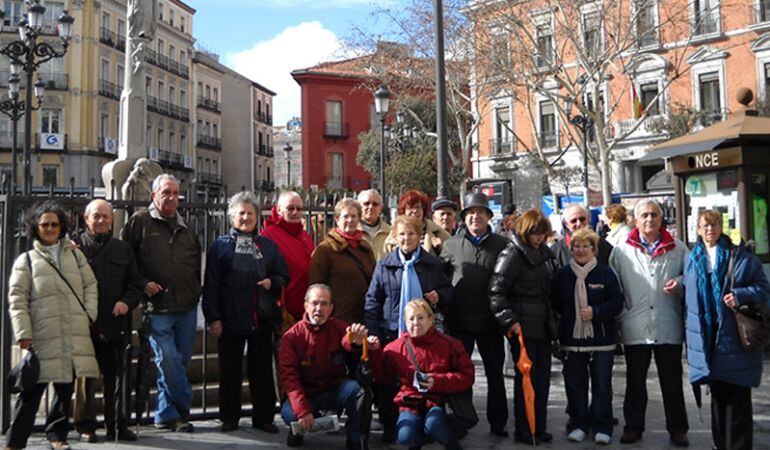 En marzo los mayores que participen en el programa Rutas Urbanas se acercarán a exposiciónes y realizarán un itinerario por hornos tradiconales