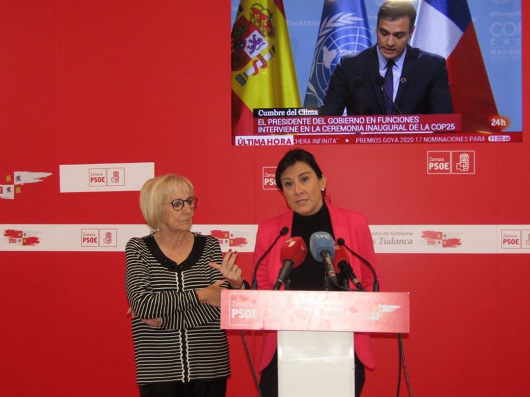 Ana Sánchez durante su interveción en la rueda de prensa sobre el modelo sanitario