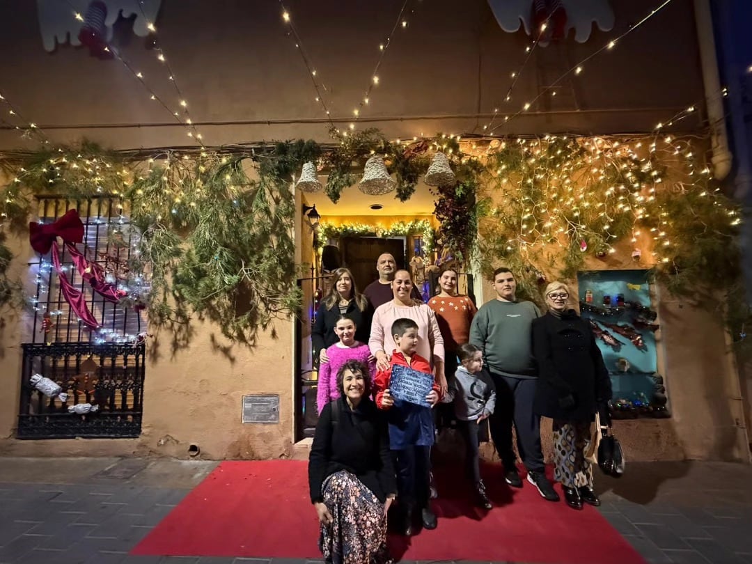 Mejor Fachada Nocturna a la de calle Baja, 5.