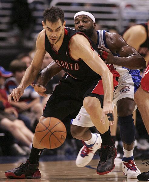 Calderón sigue infallible desde la línea del tiro libre