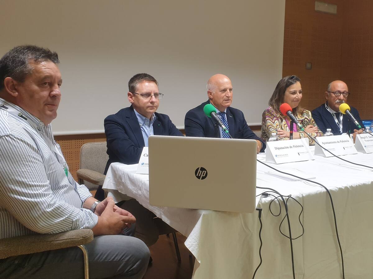 El presidente del Colegio de Aparejadores y Arquitectos Técnicos de Palencia apuesta por la rehabilitación de vivienda vieja