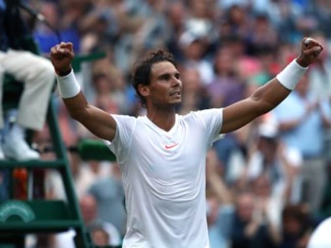 Nadal celebra el pase a semifinales tras ganar a Del Potro