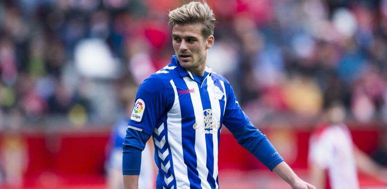 Christian Santos, durante un partido con el Alavés