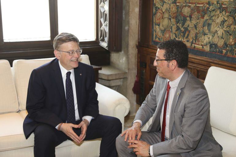 Ximo Puig, president de la Generalitat Valenciana, y el alcalde de Petrer, Alfonso Lacasa 