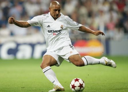 Roberto Carlos, en un partido con el Real Madrid